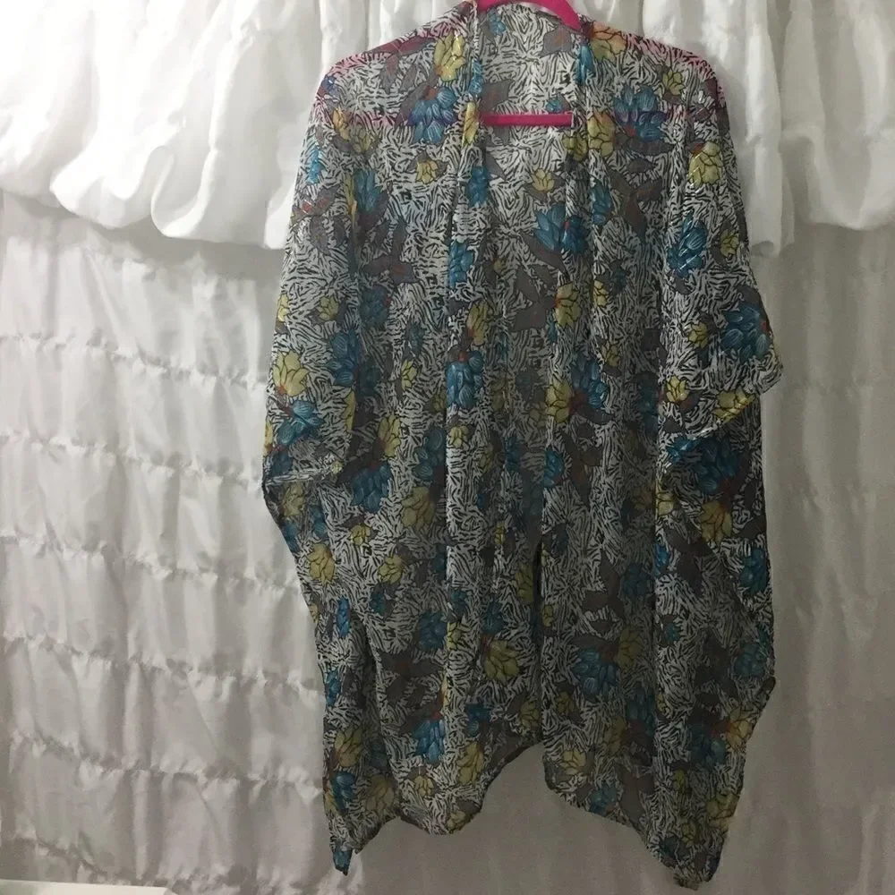 NWT L floral multicolor metallic Gold open kimono chiffon